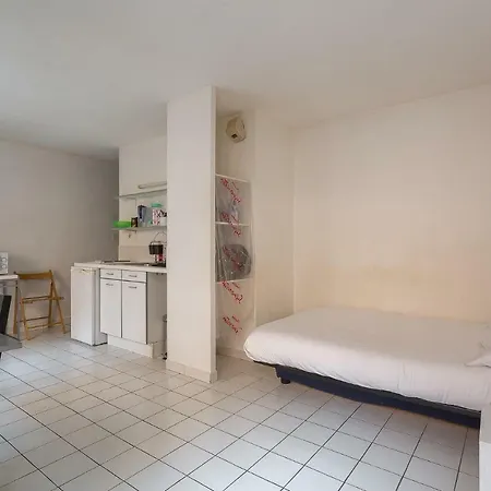 Functional Studio Of 26m² Near University 2